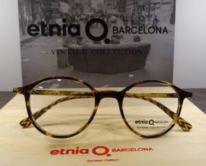 Lunettes Etnia Bacelona chez Optique place des fêtes