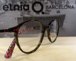 Lunettes Etnia Bacelona chez Optique place des fêtes