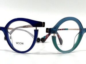 Lunettes woow bleu rondes avec ouverture en décroché, chez Optique Place des Fêtes opticien Paris 19