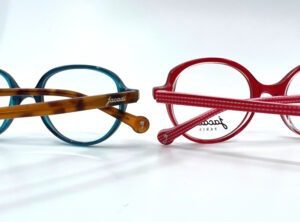 Vue intérieure Lunettes Jacadi pour fillette chez Optique Place des Fêtes opticien Paris 19