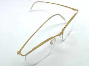 Détail de charnière et branche Lunettes de vue Nylor Alpha 2 or 23k