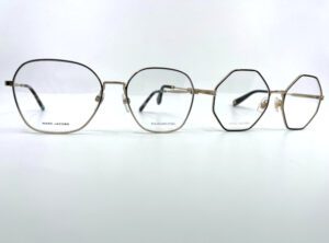 Deux lunettes de vue Marc Jacobs métal doré et noire