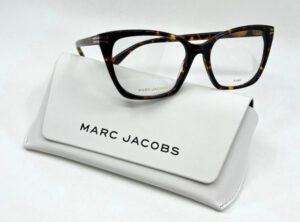 Lunettes Marc Jacobs écaille pour femme, forme papillon