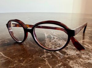 Lunettes de vue Emmanuelle Khanh EK Alyzee écaille et noir