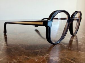 Lunettes de vue Emmanuelle Khanh EK Wind noir et or