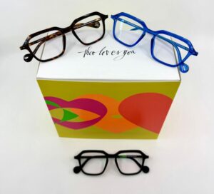Lunettes theo Bottom turn disponible à Paris 19 chez Optique Place des Fêtes