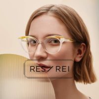 Découvrez les solaires et les lunettes Res Rei chez Optique Place des Fêtes, votre opticien à Paris 19